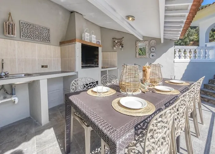 Costacabana - Rosa Villa Lloret de Mar